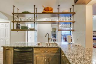 Boat Slip and Pools Waterfront Osage Beach Condo! - Osage Beach - 2