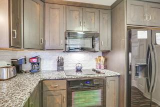 Boat Slip and Pools Waterfront Osage Beach Condo! - Osage Beach - 1