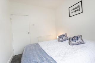 November Disc - Long Stay - Contractors - 1