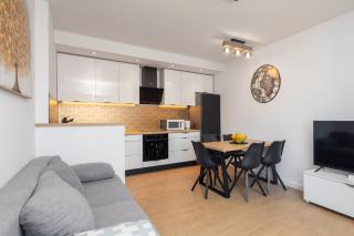 East Side Apartment - 5