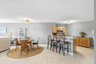 2BD/2BA Condo w/ Beach Access & Pool Isla del Sol - Sint-Petersburg - 8