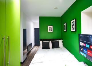 MCCARTNEY SUITE 5 Bedrooms, 5 bathrooms - Liverpool - 3