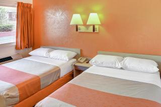 Motel 6 Santa Fe - 6