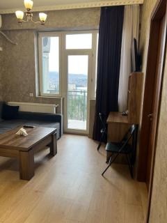 2 bedroom furnished apartment - 9