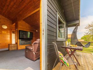 Chalet Chestnut Hot Tub Lodge by Interhome - 3