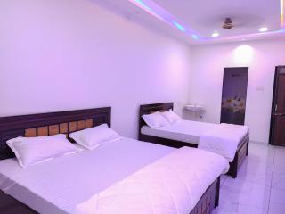 Family Homestay - Garudeshwar - 3