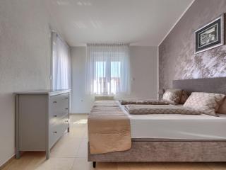 Villa Dzana by Interhome - Mednjan - 7