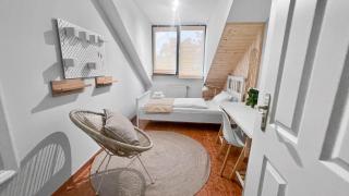 Flatista Homes - Penthouse with Rooftop Gym - Munich - 6