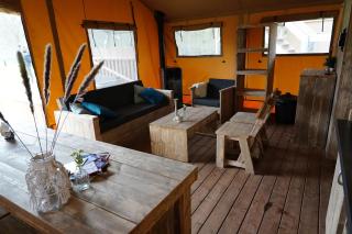 Stoere safaritent voor 7 personen met Privé sanitair Sleepy - Behelp - 5