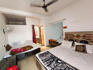Jay Kuber Home stays - 5