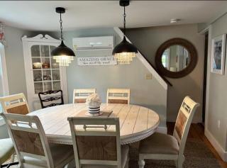 Queen's Vintage Cottage - Oak Bluffs - 7