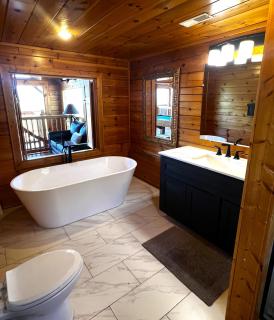 FREE Tickets-Unwind in the Smokies Cozy Cabin w Mountain Views - 8