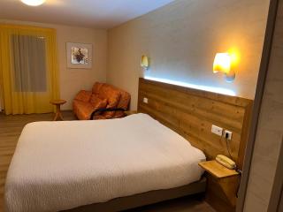 Logis Hotel Spa Restaurant Le Provence - Lanarce - 6