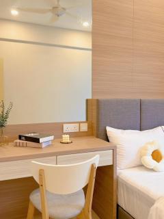 Mount Austin Midori Muji 6pax - Johor Bahru - 6