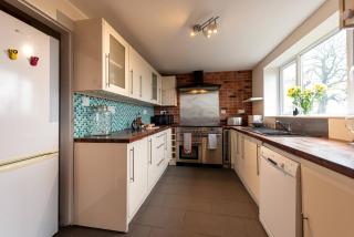 Pass the Keys Charming Cottage Stunning Views - Cheswardine - 5