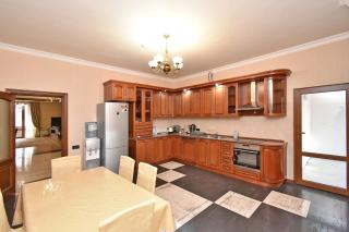 4 bedrooms GRAND & SUNNY apart HH106 - Erevan - 2