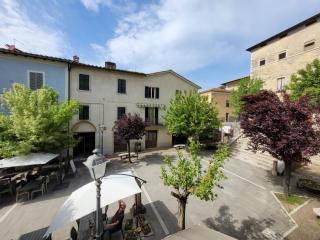 Casa in Piazza - Asciano - 6