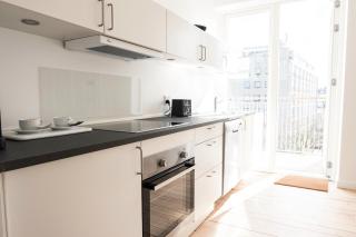 Beautiful 2-bed with large balcony - Copenaghen - 9