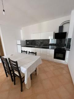 Ela Apartament's - Vlorë - 6