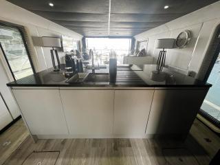 Island Harbour Houseboat - 1