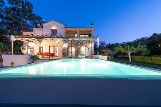 Horizon Villa-Private Pool-7 Bedroom-Gym-Sea View - Psalidi - 6