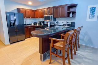 Stylish 3-BR Vacation Condo with Scenic Rooftop - Jacó - 7