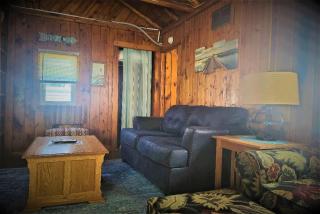 Lake Huron - Super Cute Lake Front Cabin (Sleeps 5) - Oscoda - 8