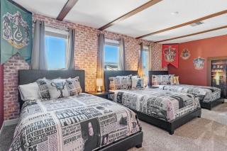9 Bedroom- 5 Bathroom Storey Lake 4396 Qs - Kissimmee - 1