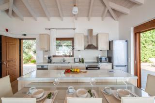 Iris Villas Lefkada - Marine Villa with private sea access - Sivota - 4