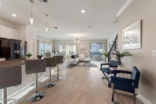 5 Bedrooms 4 Bathrooms Storey Lake 3019Pl - 4