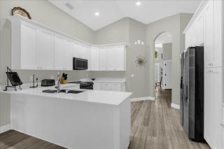 4 Bedrooms- 3 Bathrooms- Emerald Island 2735 Lk - Kissimmee - 3