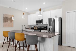 4 Bedrooms- 3 Bathrooms- Storey Lake 2621 Ss - Kissimmee - 5