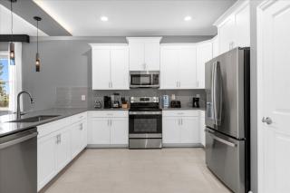 9 Bedrooms- 5 Bathrooms- Champions Gate 9017 St - Davenport - 9