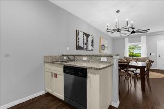 3 Bedrooms- 2 Bathrooms- Lucaya Village 22-102Lv - Kissimmee - 5