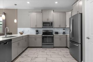 9 Bedrooms- 5 Baathrooms- Storey Lake 2931 Fs - Kissimmee - 6