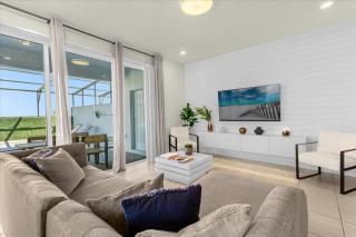 5 Bedrooms- 4,5 Bathrooms- Windsor Island 637 Jl - Davenport - 6