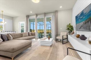 5 Bedrooms- 4,5 Bathrooms- Windsor Island 637 Jl - Davenport - 5