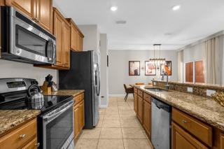 4 Bedrooms 3 Bathrooms Paradise Palms 2955 BP - 6