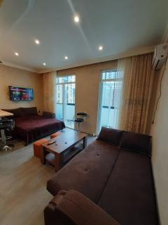 Cozy Apartment in 50 meters to the Beach - Batoemi - 4