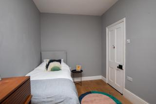 2 Bed Apartment in Sydenham, London - Forest Hill - 3