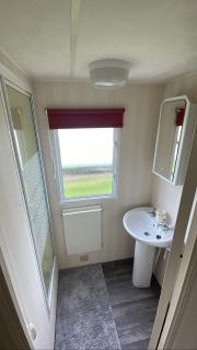 Walsh's Holiday Park - Sapphire - Coastal Caravan Breaks - Lincolnshire - 4