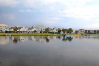 Modern upscale-House @ Lake-Golf Cart Rental-EV - 9