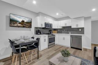 ModernSuite*NearAirport*2Queens*2Bedroom*FullKitchen - Edmonton - 5