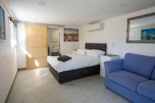 Luxury modern Villa rental in Le Rouret with pool - Le Rouret - 2