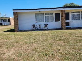 21 M&T Chalets ,2 bed chalet Florida holiday park , Hemsby - Hemsby - 9