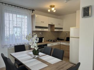 Orgona Apartman - Balatonszárszó - 9