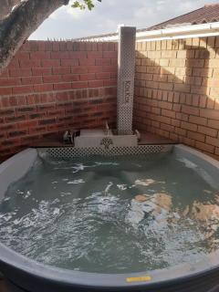 White Shark Guest House - Gansbaai - 8