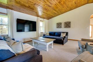 Lakefront Wisconsin Getaway Fish, Boat, Relax! - 7