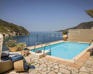 Magnificent Kefalonia Villa Villa Chalker 3 Bedrooms Seafornt Spectacular Sea Views Private Outdoor Pool Assos - Asos - 2