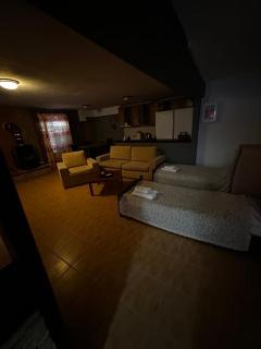 Pansion Angela - Skiathos Town - 1